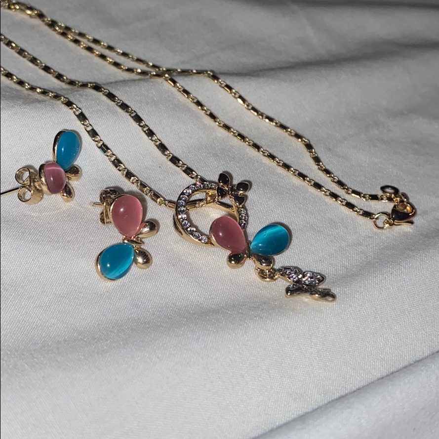 Gold Jewelry Set